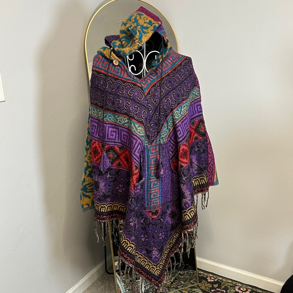 100% Wool Colorful Patterned Hooded Poncho